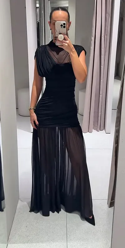 Vestido negro microtul