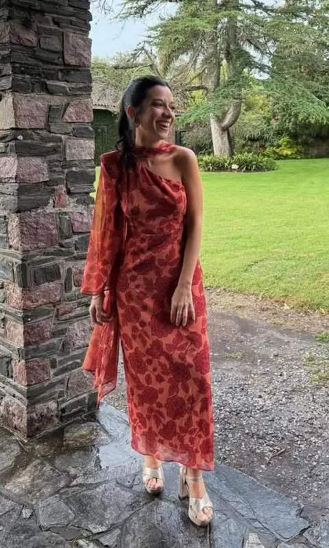Vestido naranja floreado