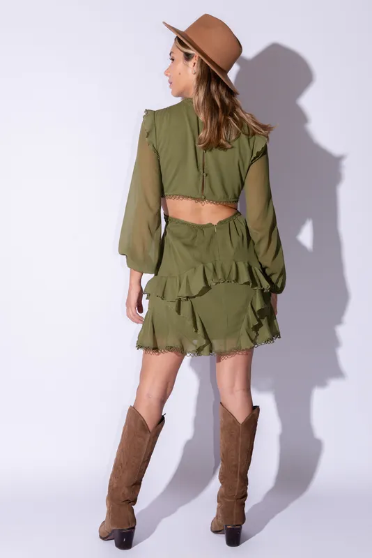vestido asos verde oliva manga larga y vuelos