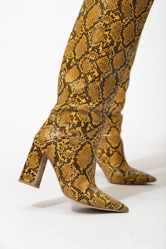 Botas Jeffrey Campbell Yellow snake