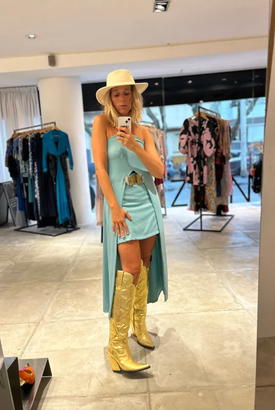 Falda conjunto Shill Bidder (Celeste Brillante)