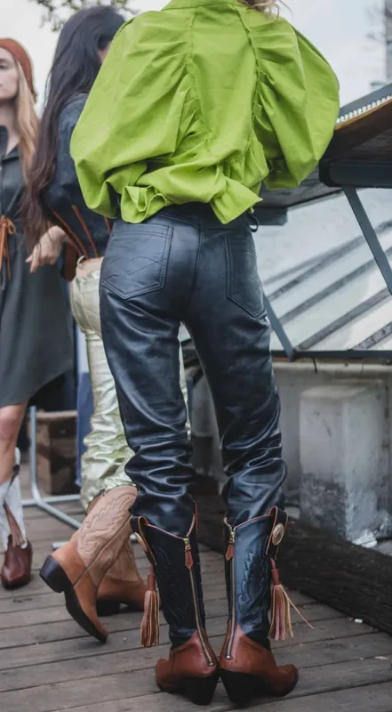 Pantalon Agnes L cuero negro