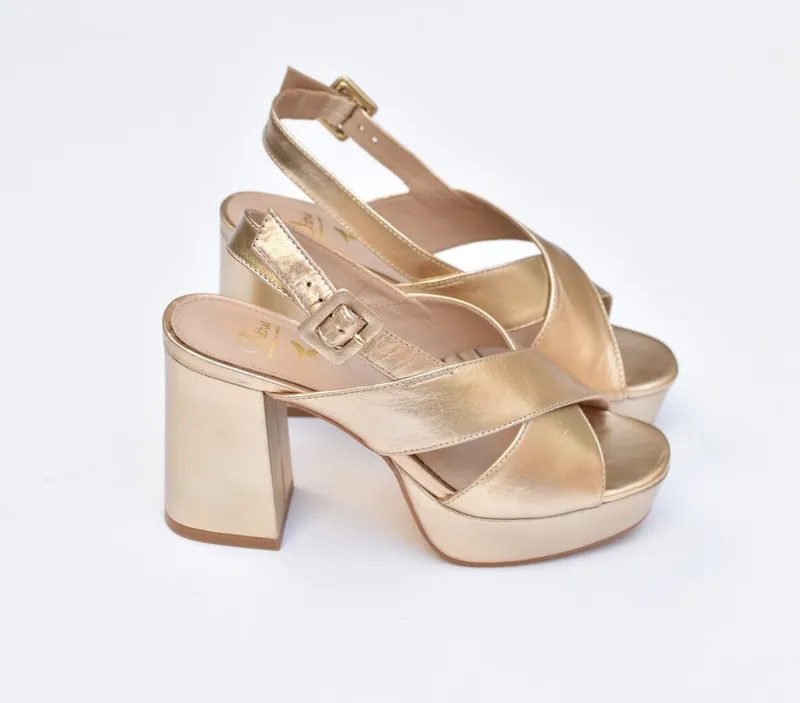 Sandalia Cherie Dorada