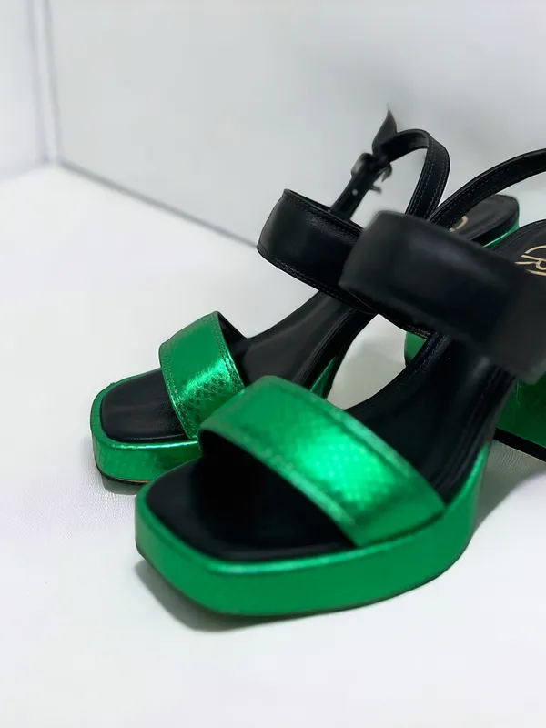 Sandalia Caro Criado Berna Negro y Verde 37