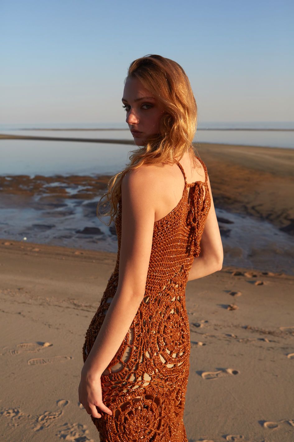 Vestido Tejido Cobre Flecos The Farra