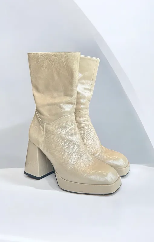 Botas Magma Nude Charol