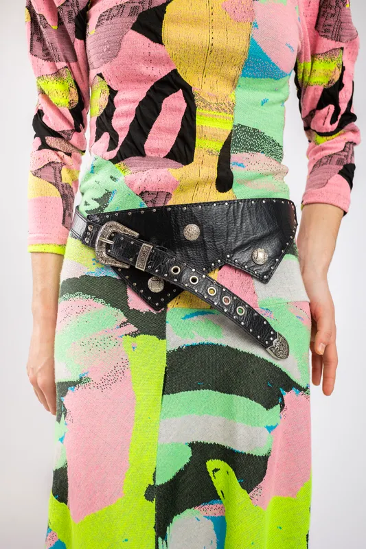 Cinturón Daches Negro Faja Triangulo C/tachas