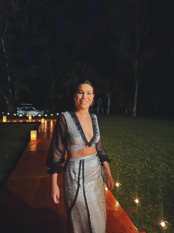 Set plateado y negro gasa (top y falda)