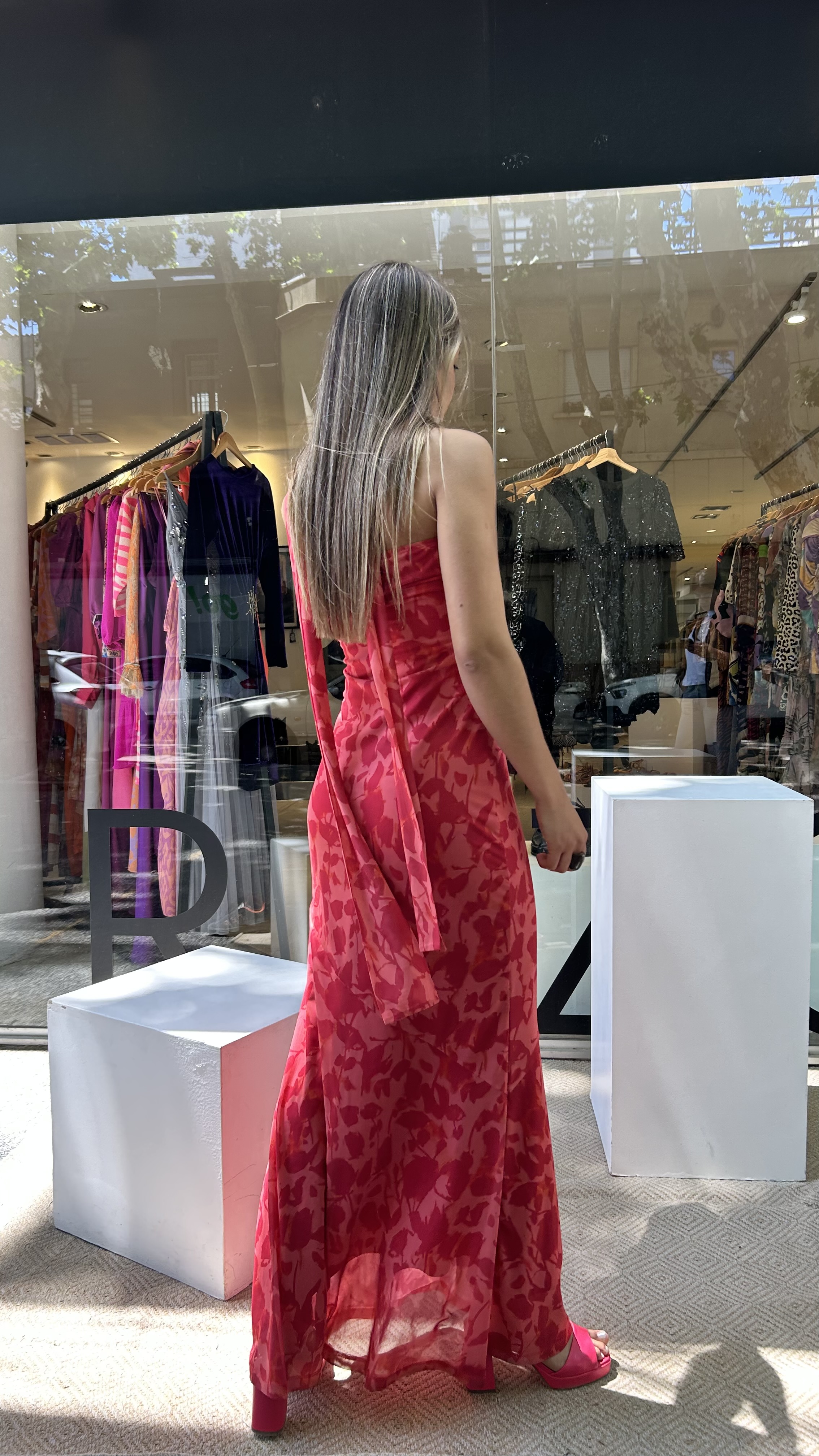 Strapless estampado con corbatin