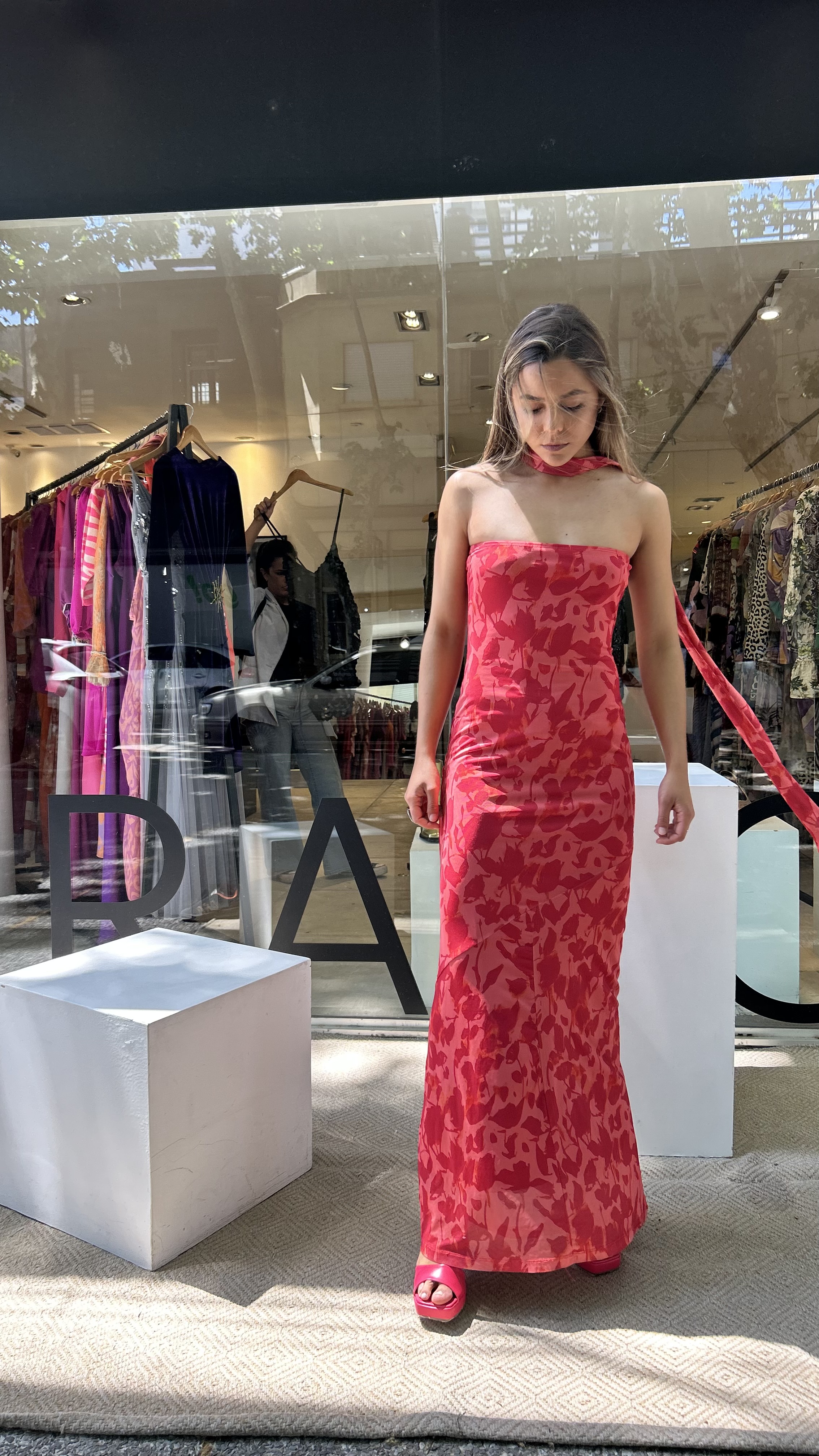 Strapless estampado con corbatin