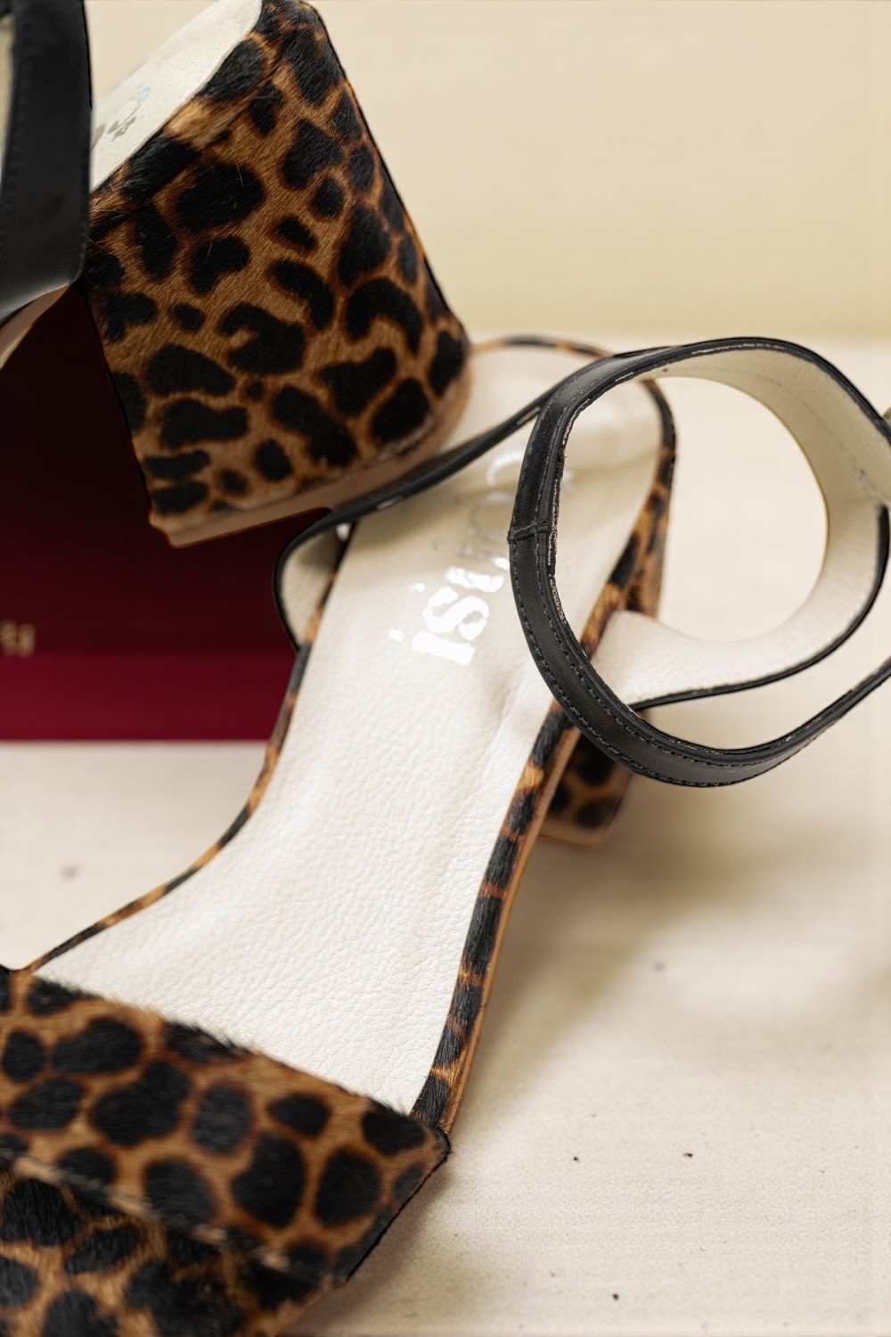 Sandalias consi print