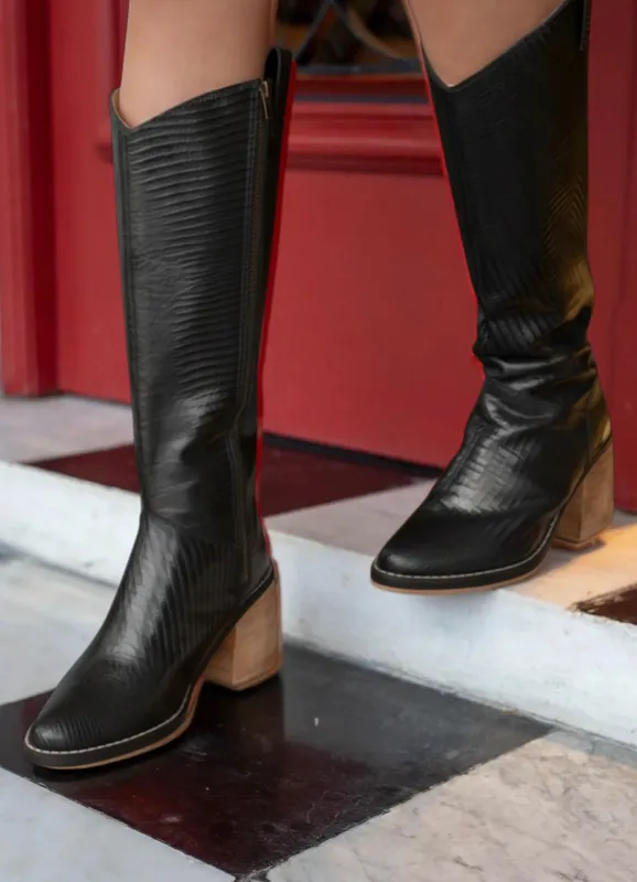 Botas negras sierramora