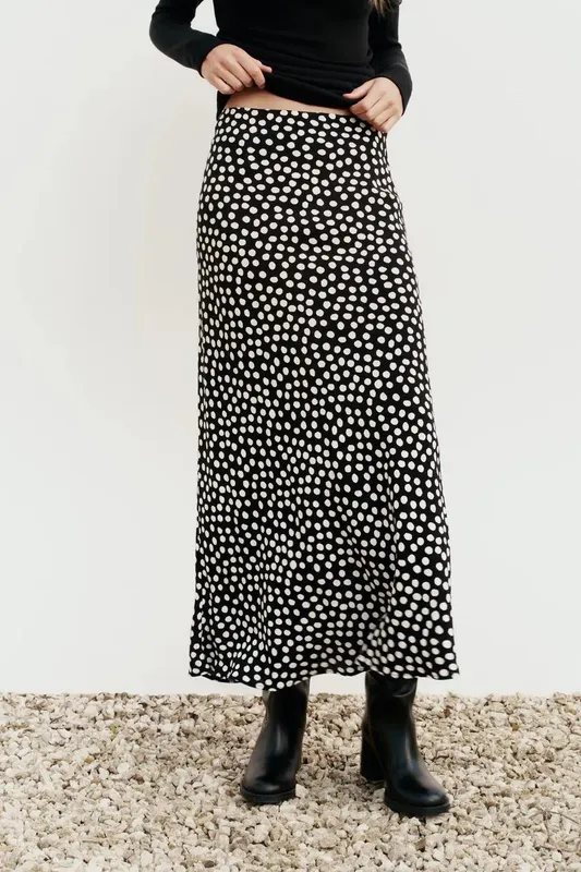 Falda lunares Zara 