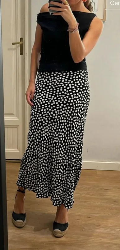 Falda lunares Zara 