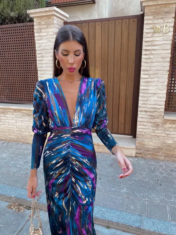 Vestido corte lina estampa oscura