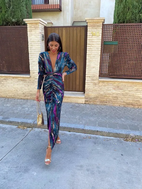 Vestido corte lina estampa oscura