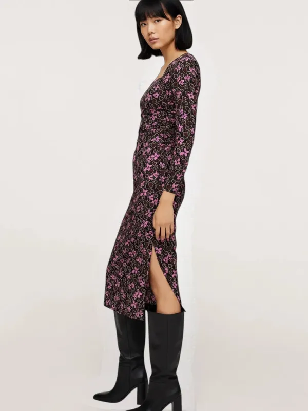 Vestido floreado mango violeta