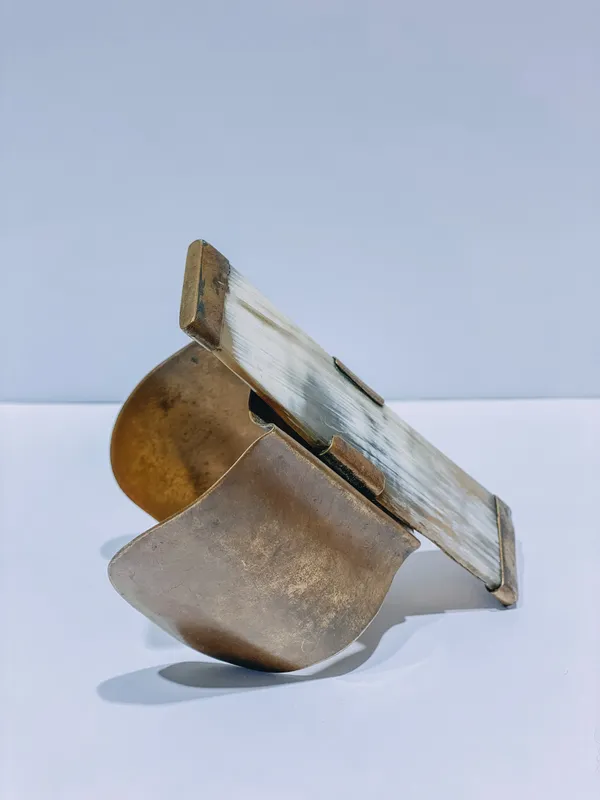 brazalete Agnes dorado