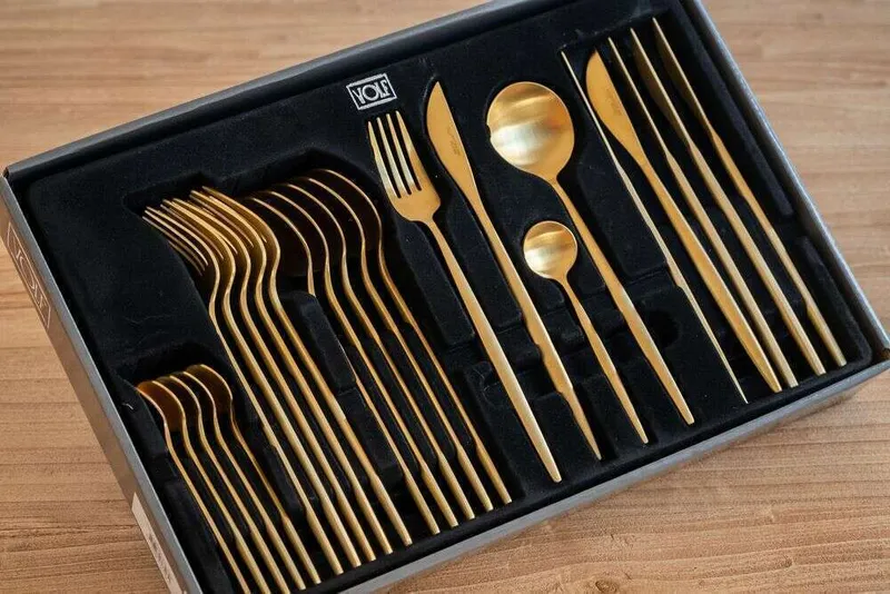 Cubiertos volf sonic dorados