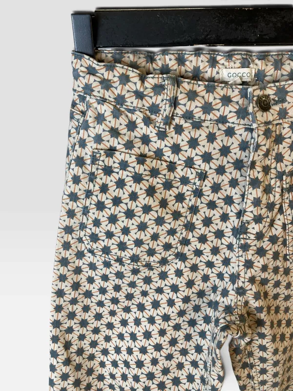 Pantalon estampado gocco
