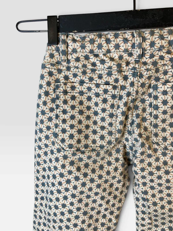 Pantalon estampado gocco