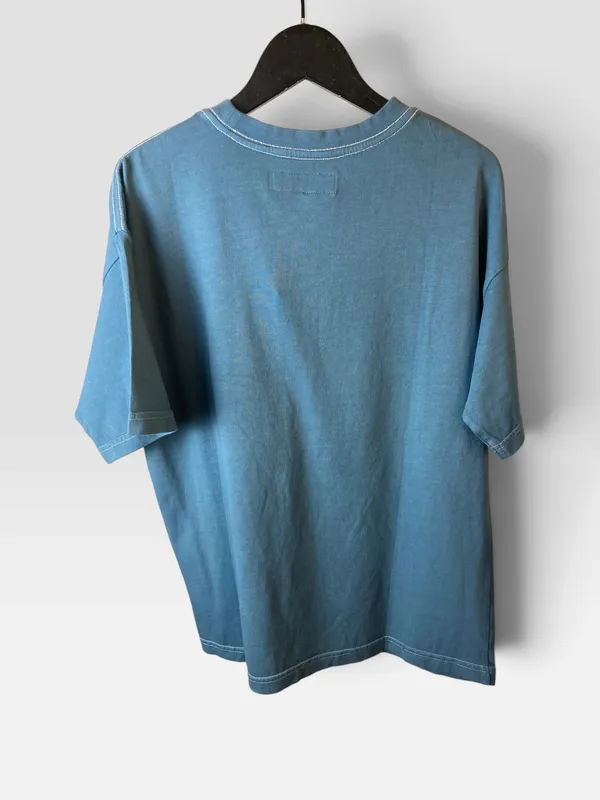 Remera azul estampada zara