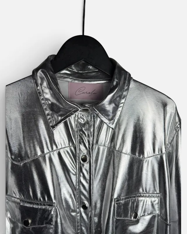 Camisa plateada carola