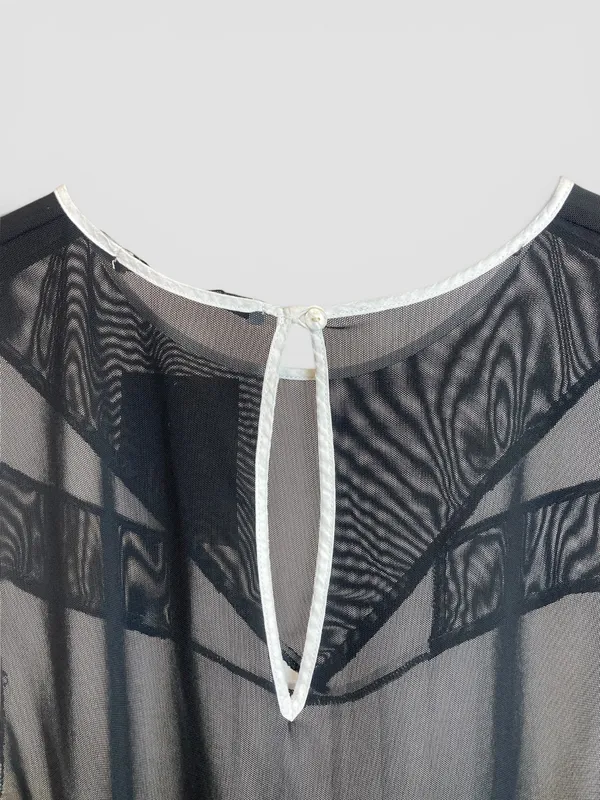 Blusa blanca y negra maria cher