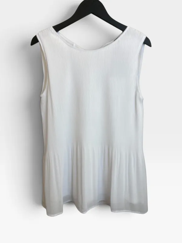 Blusa blanca plisada orsay