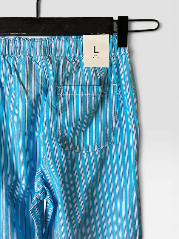 Pantalon turquesa rayado gap
