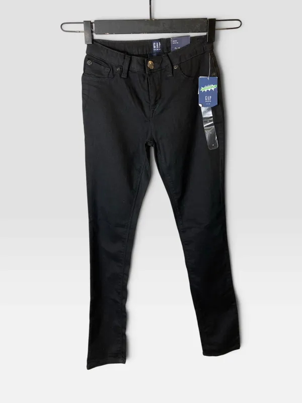 Jean negro gap