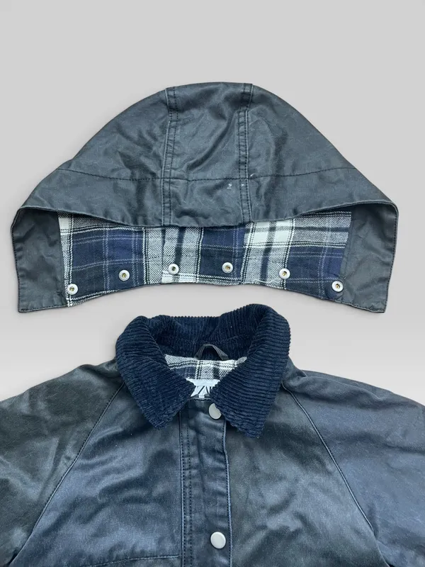 Campera abirgo capucha desmontable zara