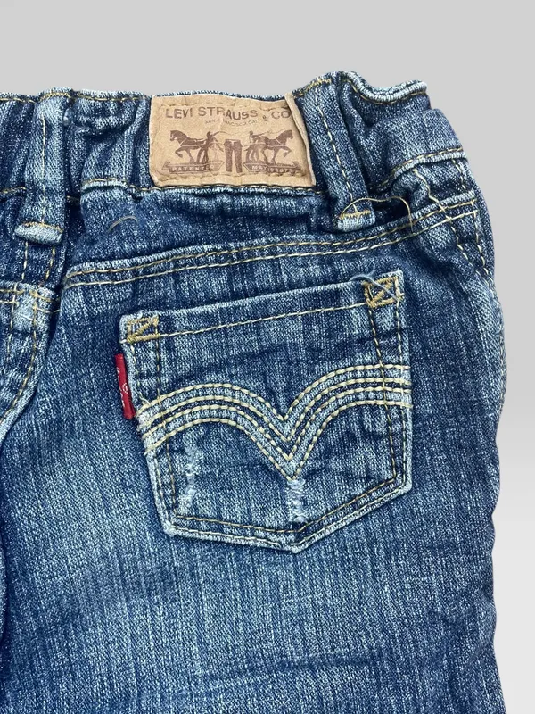 Jean levis