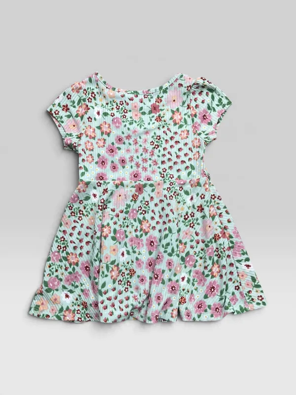 Vestido estampado manga corta young hearts