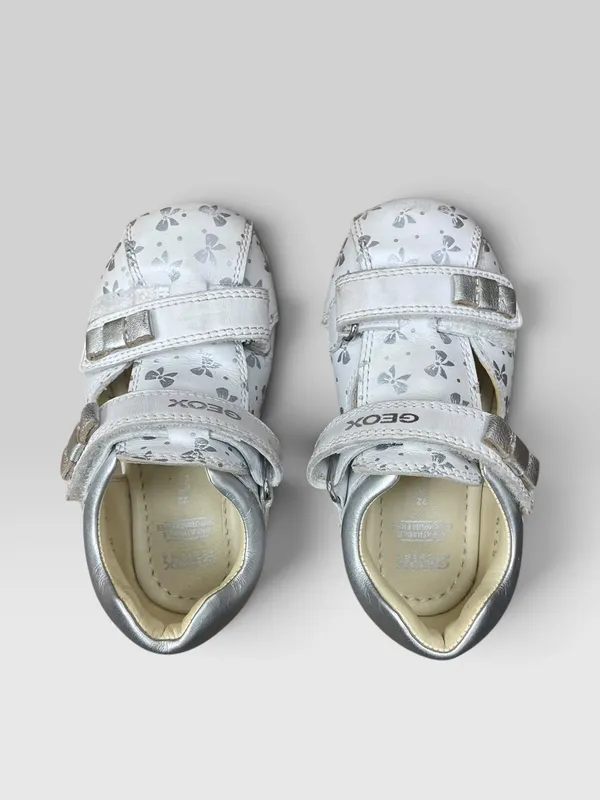 Zapatos en cuero geox