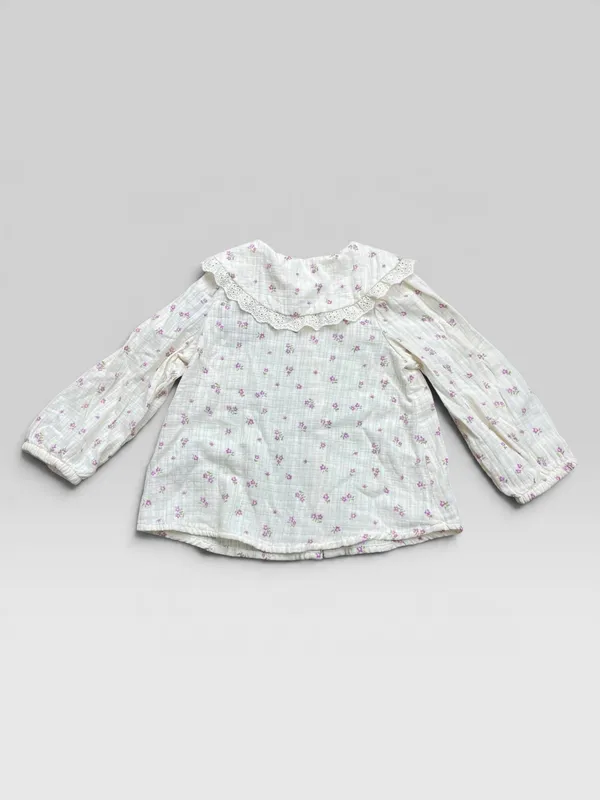 Camisa cuello baby estampada con puntilla zara