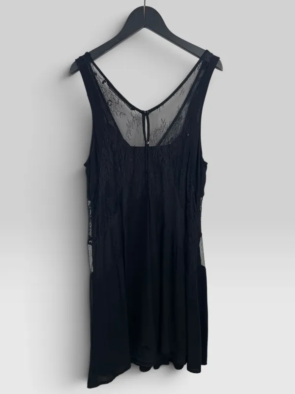 Vestido corto encaje + forro zara trafaluc