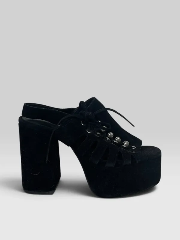 Sandalias gamuza con ojales jeffrey campbell
