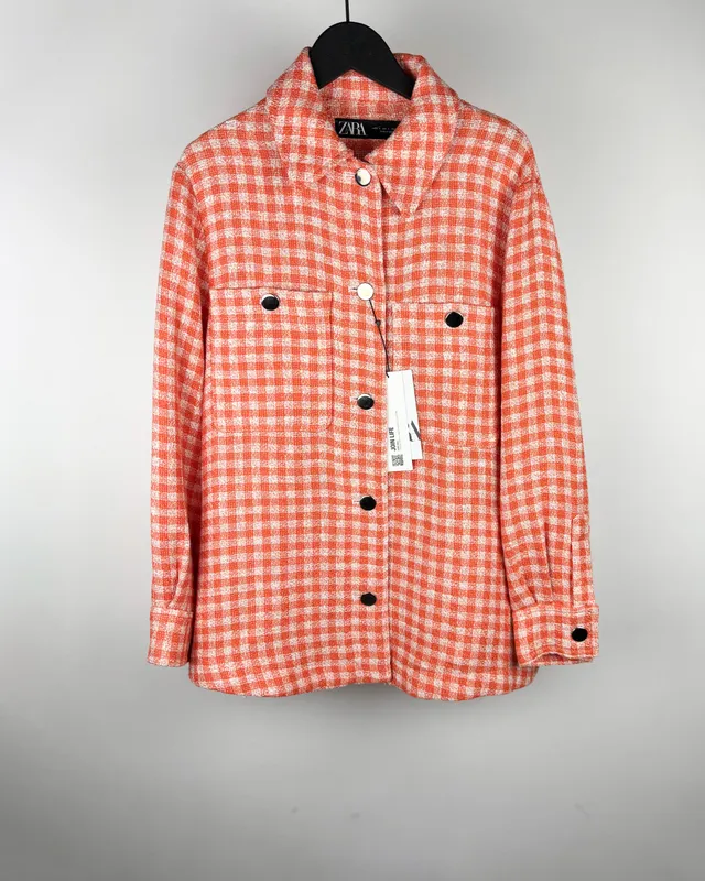 Sobre camisa cuadros zara