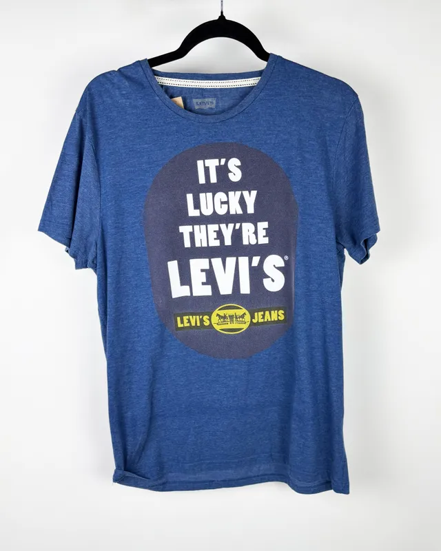 Remera azul mc c/estampa levis