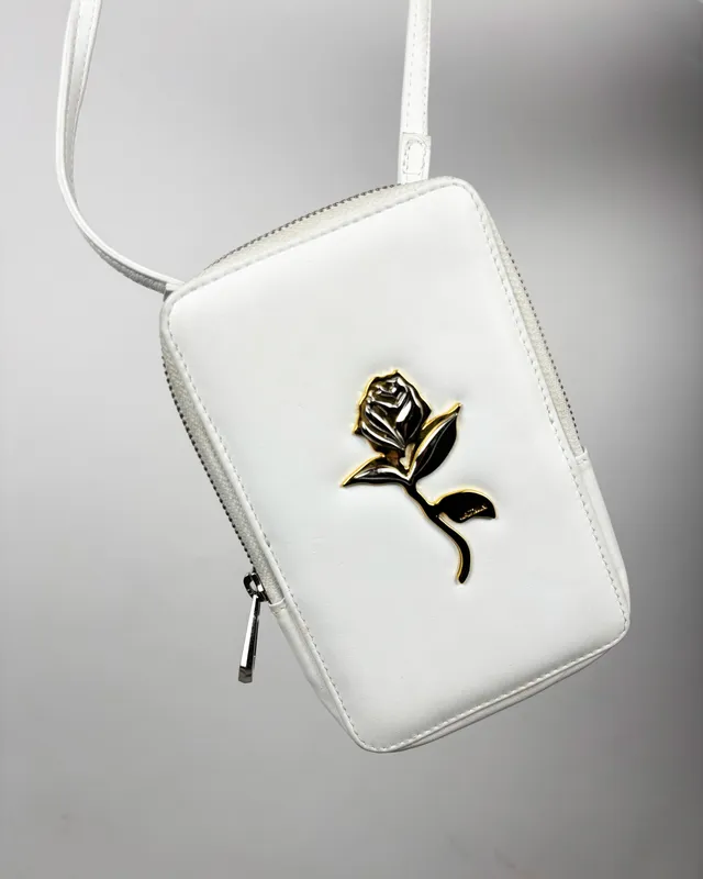 Cartera porta celular jazmin chebar