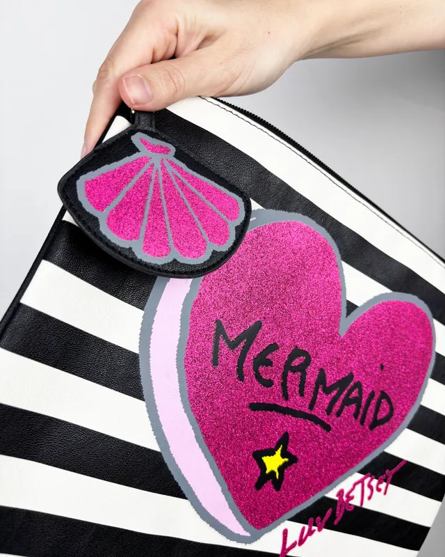 Sobre rayado luv betsey