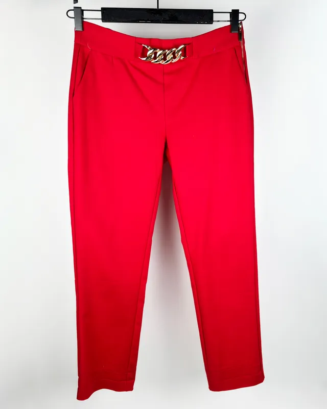 Pantalon rojo c/cadena serpil