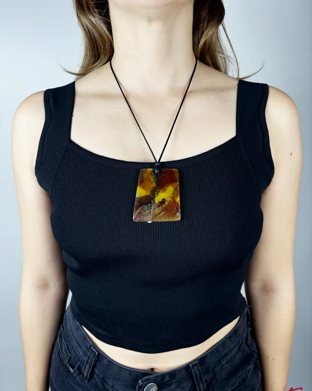 Collar dije cuadrado marron