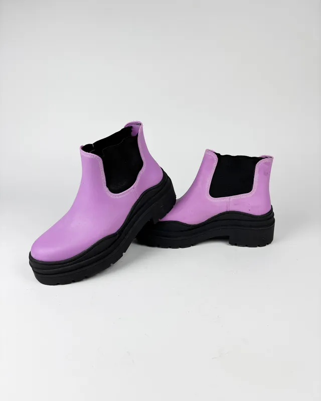 Botas lila rotunda
