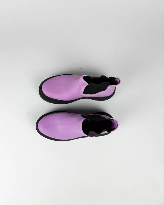 Botas lila rotunda