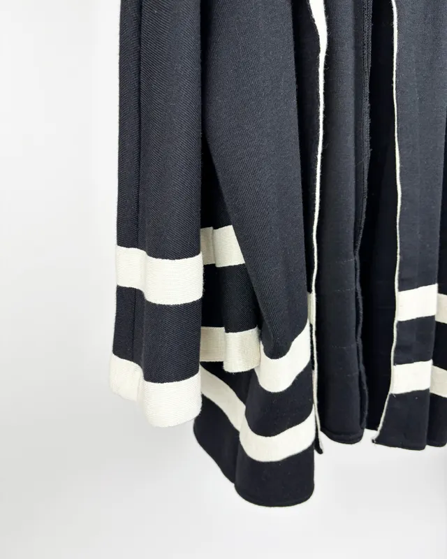 Saco negro blanco alejandra iglesias