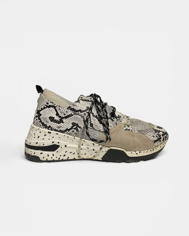 Championes tejido y eco cuero reptil suela blanca — La Sheelah