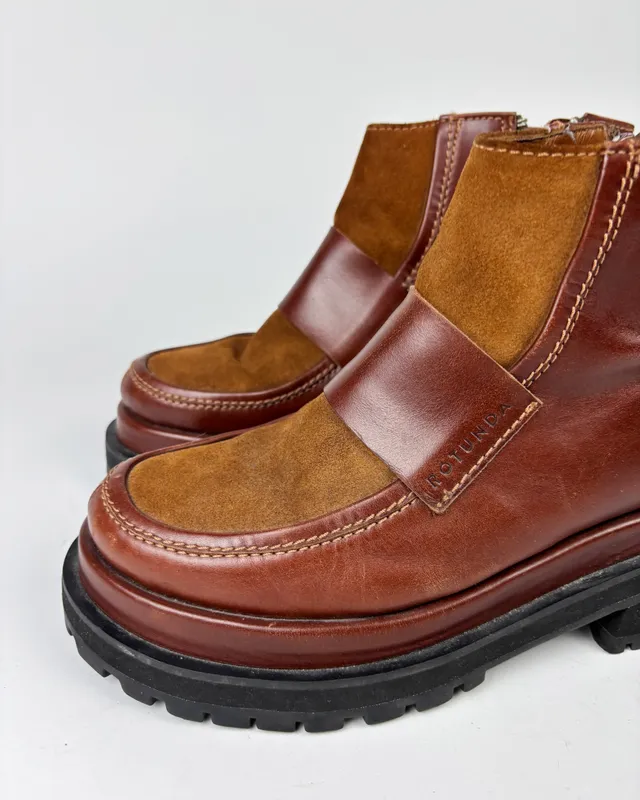 Borcegos marrones rotunda