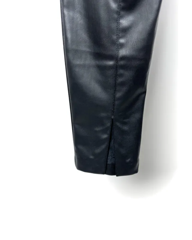 Pantalon cuerina zara